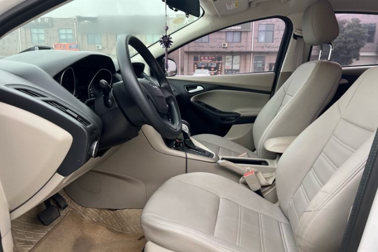 Used Ford Focus 2017 Sedan 1.6L Automatic Comfort Plus SmartDrive Edition
