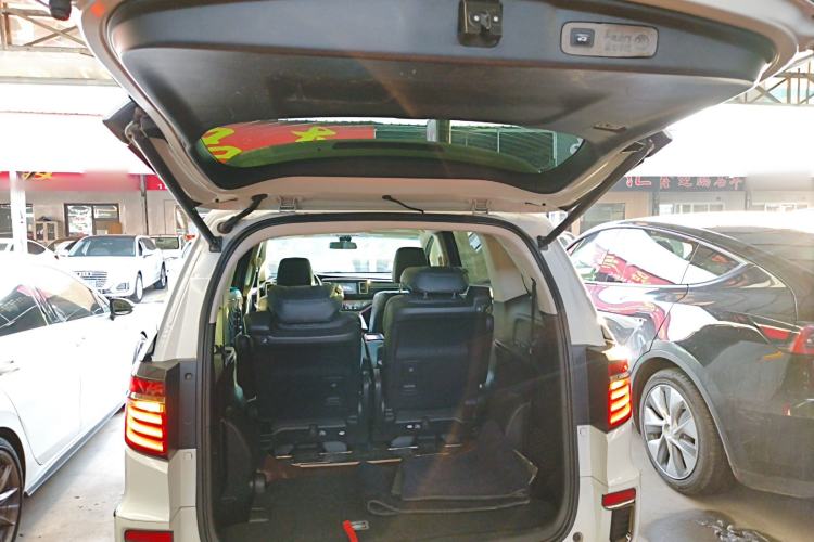 Used Honda Elysion 2019 2.0L Hybrid Comfort Edition
