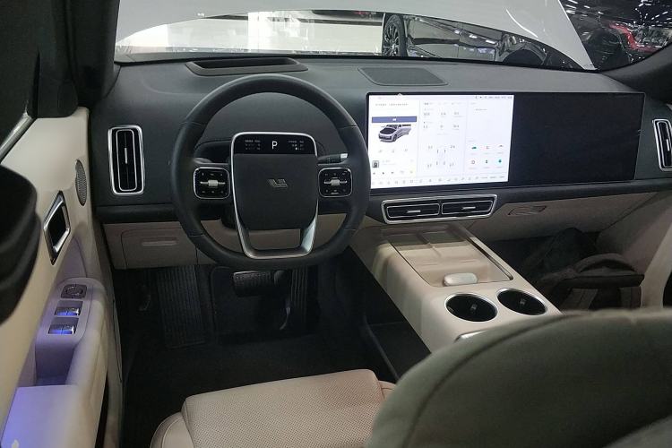 Used Li Auto L9 2024 Ultra Model
