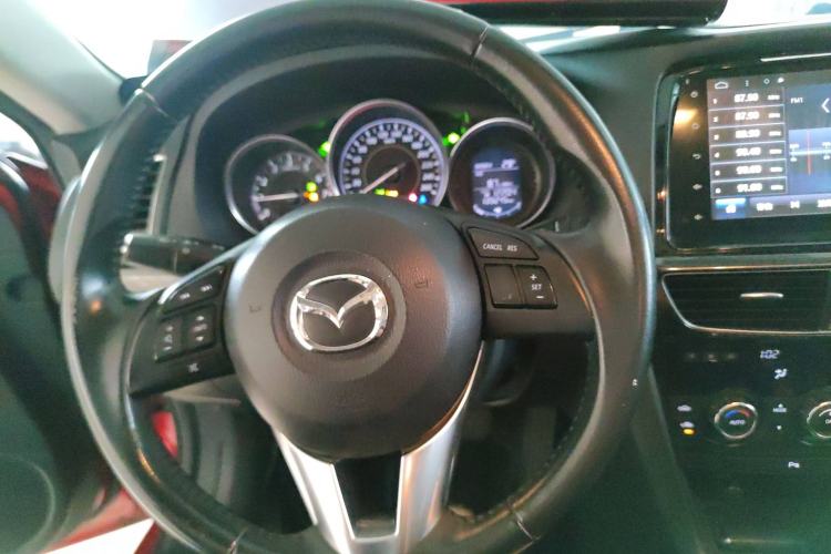 Used Mazda Atenza 2014 2.0L Blue Sky Fashion Edition
