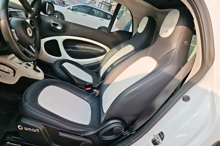 Used  fortwo 2015 1.0L 52 kW Hardtop Passion Edition