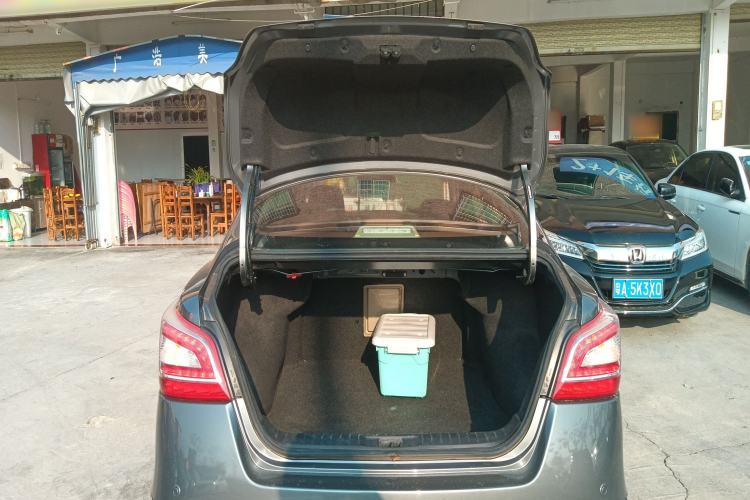 Used Nissan Teana 2013 2.5L XL Leading Edition