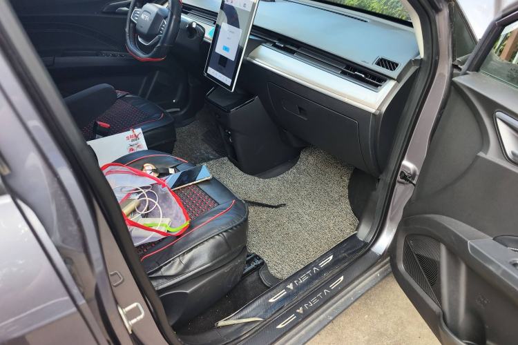 Used NETA V 2021 Long-Range Entertainment Edition Upgrade Model
