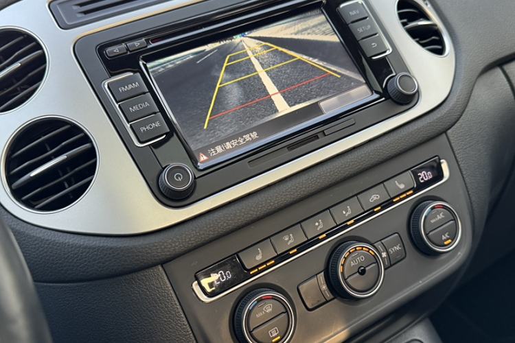 Used Volkswagen Tiguan 2015 1.8TSI Automatic Two-Wheel Drive Luxury Model
