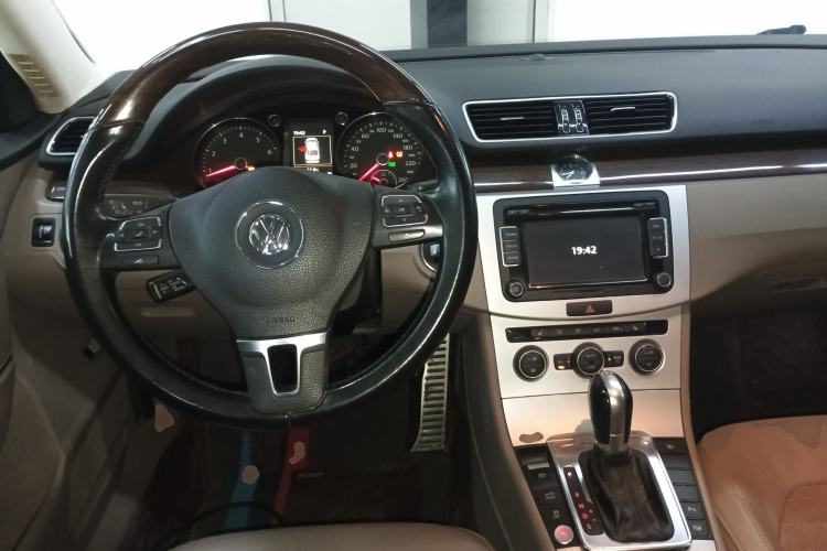 Used Volkswagen Magotan 2015 1.8TSI Prestige Model