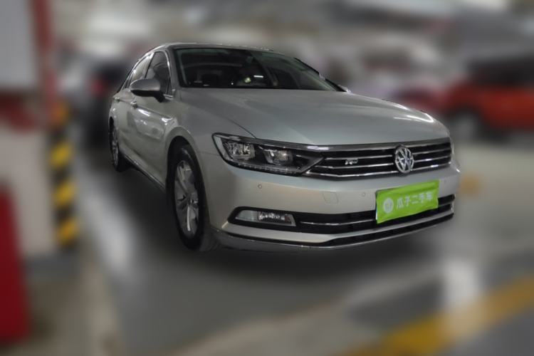 Used Volkswagen Magotan 2018 330TSI DSG Luxury Model
