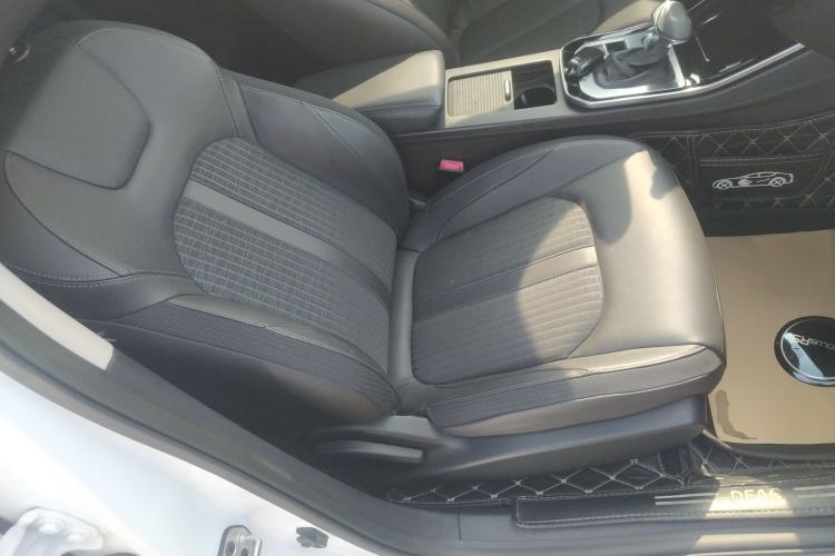 Used Dongfeng Aeolus Yixuan 2020 230T Automatic Advanced Edition