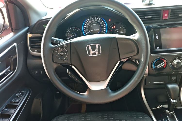 Used Honda Crider 2013 1.8L automatic luxury edition