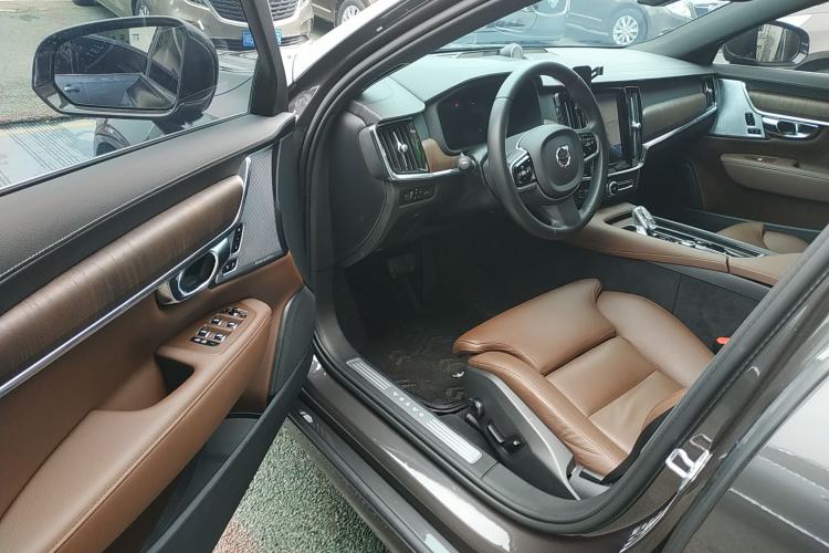 Used Volvo S90 2021 B5 Zhiyuan Luxury Edition