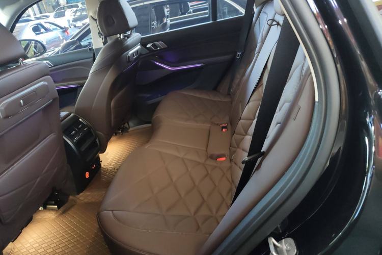 Used BMW X5 2023 xDrive 30Li Luxury M Sport Night Edition Package
