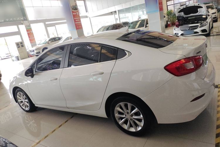 Used Chevrolet Cruze 2017 1.5L Automatic Xuanfeng Edition
