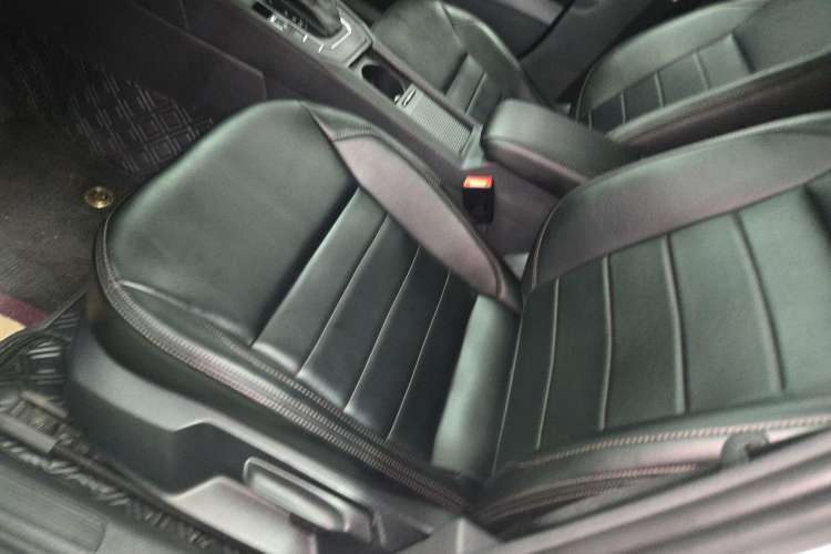 Used Volkswagen Lamando 2018 230TSI DSG Fashion Edition
