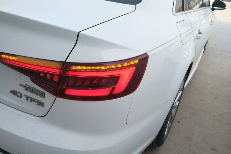 Used Audi A4L 2018 30th Anniversary Edition 40 TFSI Fashion Model