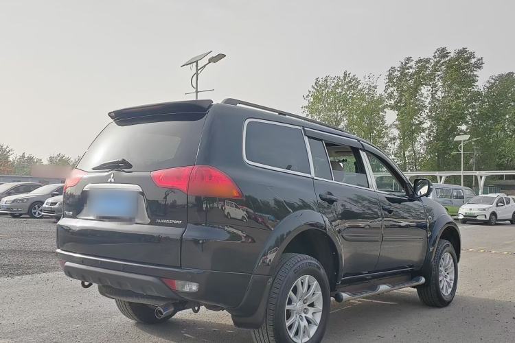 Used Mitsubishi Pajero Sport 2013 3.0L Automatic Two-Wheel Drive Luxury Edition
