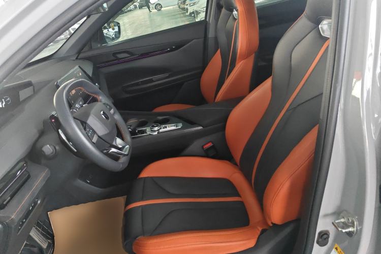 Used Changan UNI-V 2024 1.5T Prestige Sport Edition