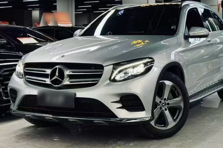 Used Mercedes-Benz GLC 2017 GLC 260 4MATIC Luxury Model