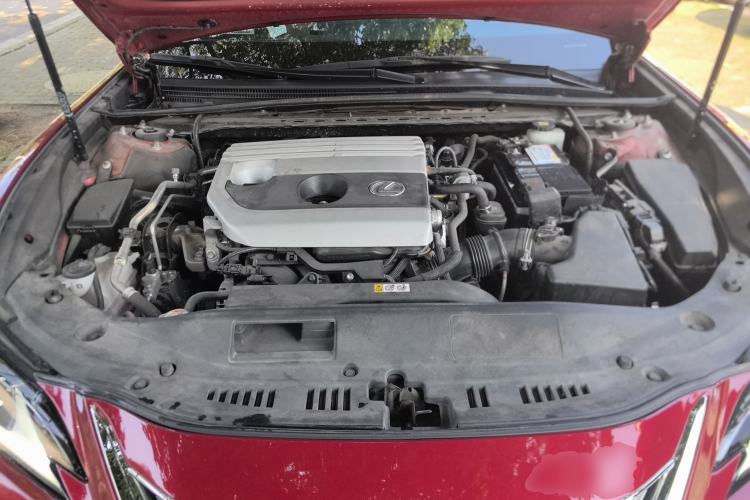 Used Lexus ES 2020 200 Excellence Edition
