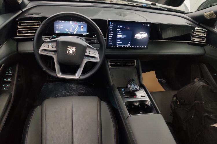 Used BYD Qin L 2025 DM-i Smart Drive 120KM Superior Model
