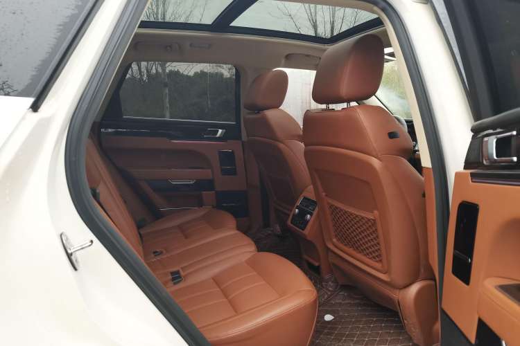 Used Zotye T700 2017 1.8T Dual-Clutch Prestige Model
