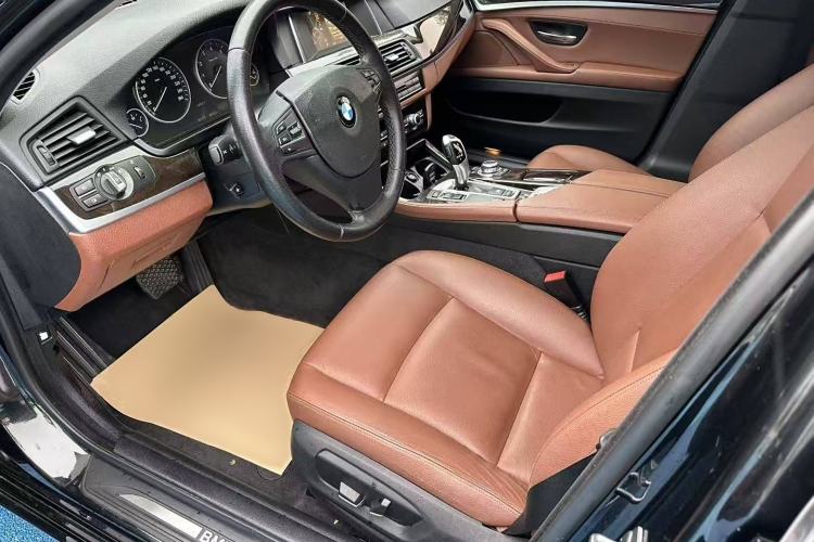 Used BMW 5 Series 2014 525Li Leading Model
