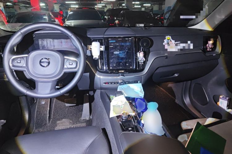 Used Volvo XC60 2023 B5 4x4 Smart Luxury Edition