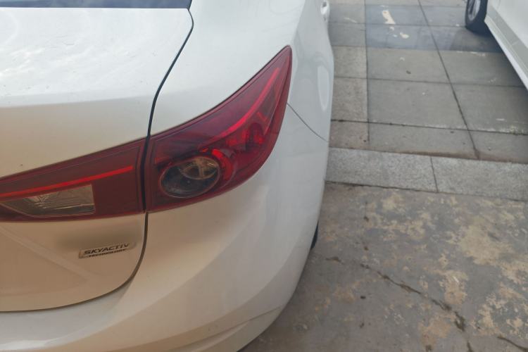 Used Mazda Mazda 3 Axela 2017 Sedan 1.5L Automatic Comfort Model Emission Standard China V
