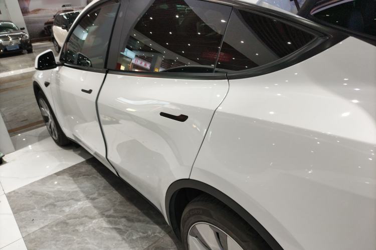 Used Tesla Model Y 2022 Rear-Wheel-Drive Version
