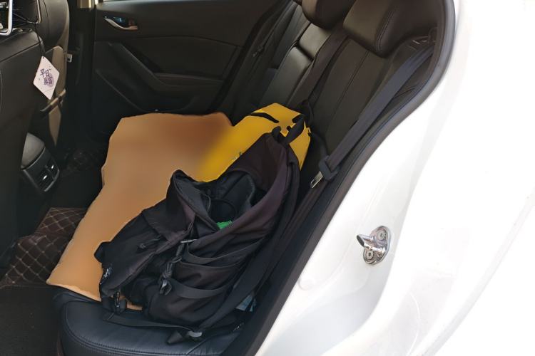 Used Mazda Mazda 3 Axela 2017 Hatchback 2.0L Automatic Sport Model China V Emission Standard
