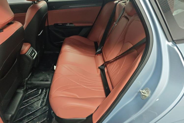 Used  L6 2025 EM-i 140km Starship Edition