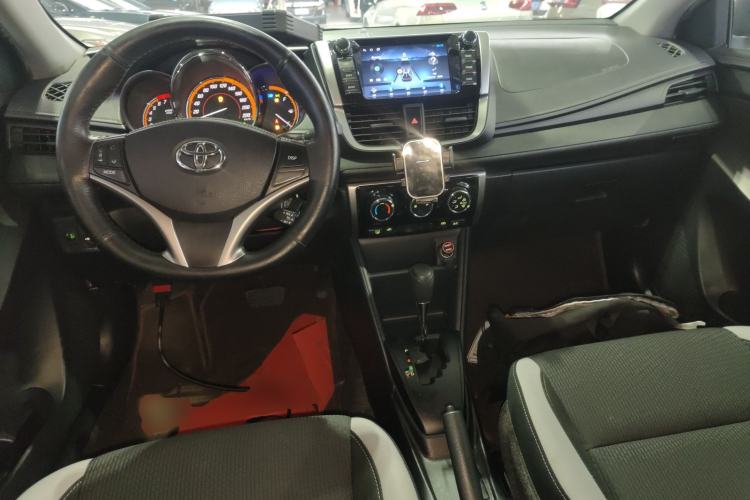 TDK.VehicleDetails.img