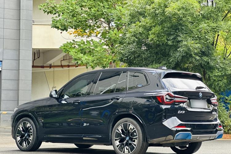 Used BMW iX3 2022 Leading Type
