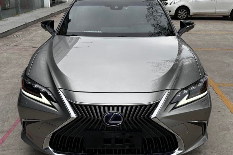 Used Lexus ES 2020 300h Executive Edition