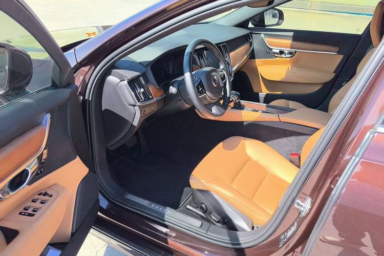 Used Volvo S90 2019 T5 Zhiyi Edition
