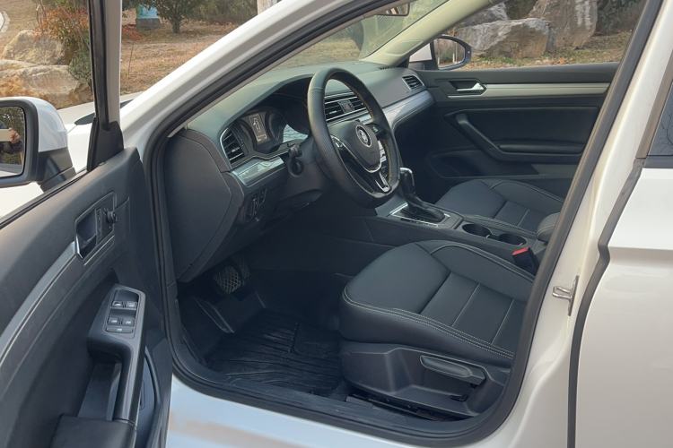 Used Volkswagen Lamando 2019 230TSI DSG Fashion Edition China VI
