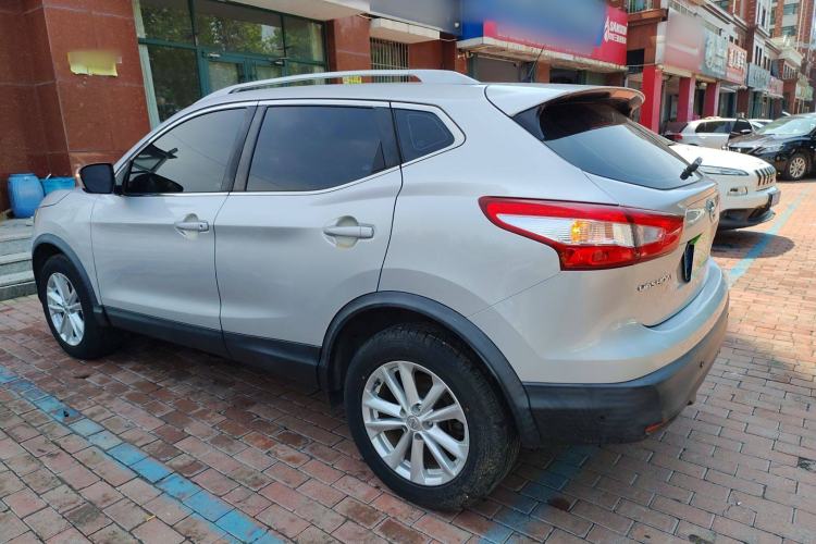 Used Nissan Qashqai 2016 2.0L CVT Elite Edition