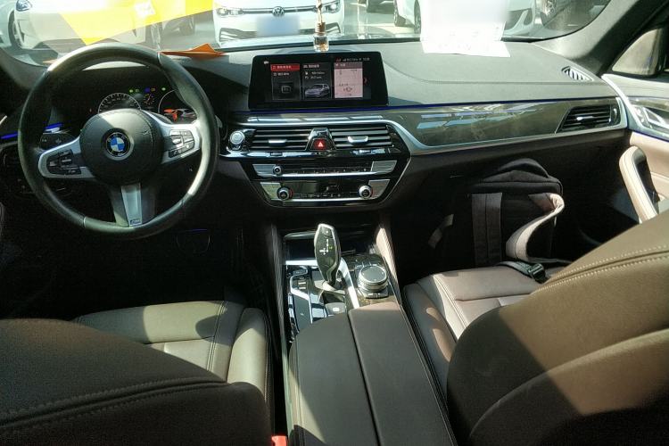 Used BMW 5 Series 2019 525Li M Sport Package
