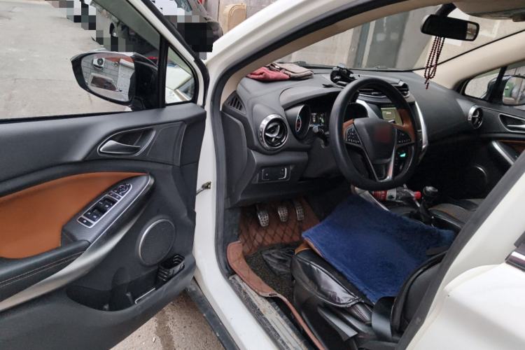 Used BYD Yuan 2016 1.5L Manual Luxury Model
