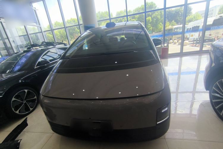 Used Li Auto MEGA 2024 Ultra Model
