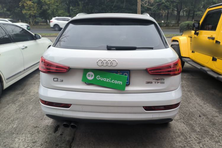 Used Audi Q3 2017 35 TFSI Fashion Model
