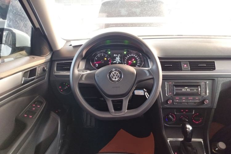 Used Volkswagen Bora 2016 1.6L Automatic Fashion Model
