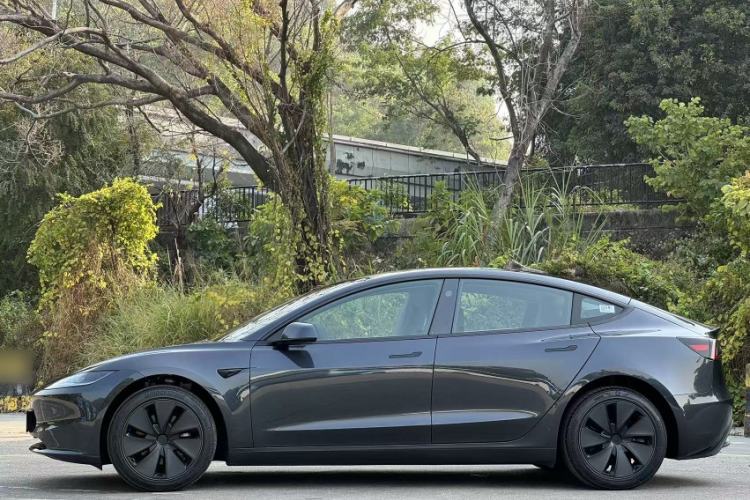Used Tesla Model 3 
