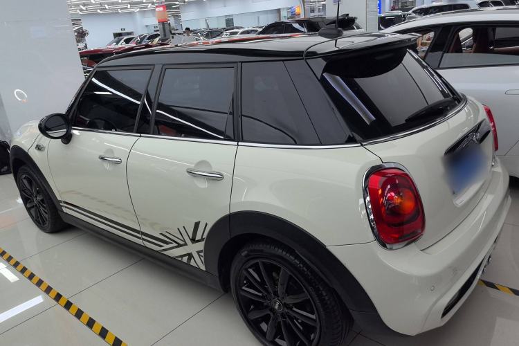 Used  MINI 2016 2.0T COOPER S Five-Door Edition
