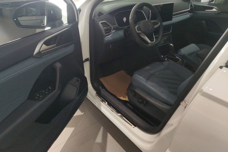 Used Volkswagen Tharu 2024 300TSI Two-Wheel-Drive Moon Luxury Edition