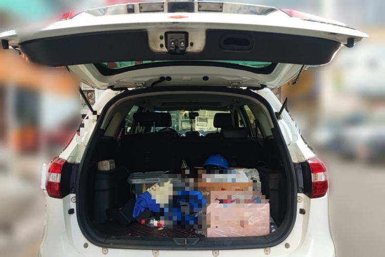 Used JMC Yusheng S350 2013 2.4T Automatic 4x4 Diesel Ultra-Luxury 5-Seater
