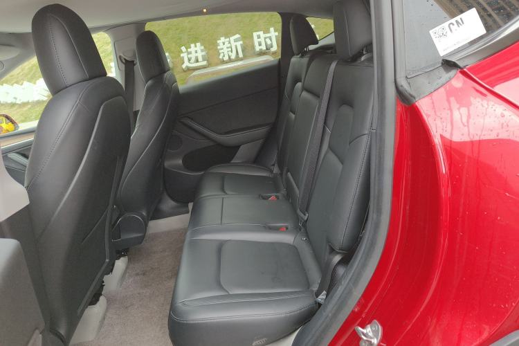 Used Tesla Model Y 2021 Long-Range All-Wheel-Drive Version 3D7