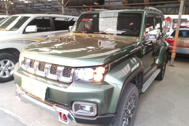 Used Beijing Auto BJ40 2018 PLUS 2.3T Automatic Four-Wheel Drive Flagship Version China V Emission Standard
