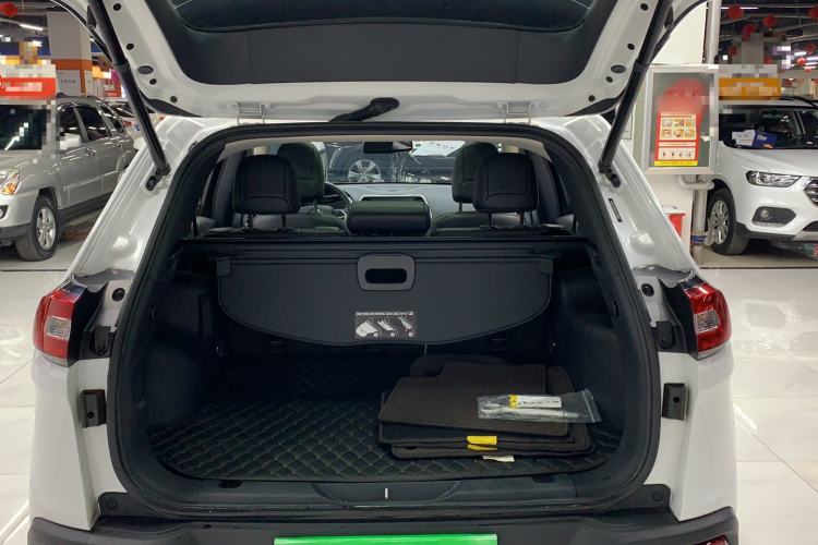 Used  Cherokee 2017 2.4L Leading Edition