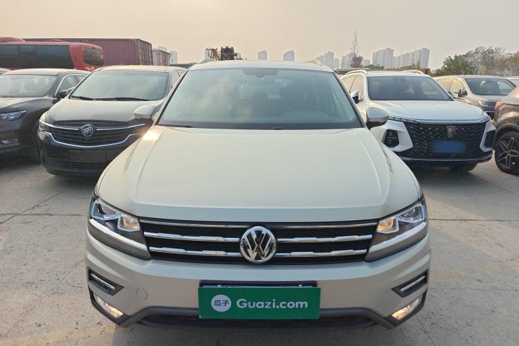 Used Volkswagen Tiguan L 2017 330TSI Automatic Two-Wheel Drive Luxury Edition
