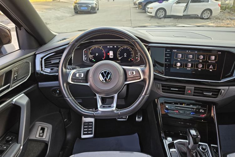 Used Volkswagen Tayron 2021 380TSI All-Wheel Drive R-Line Connected Version
