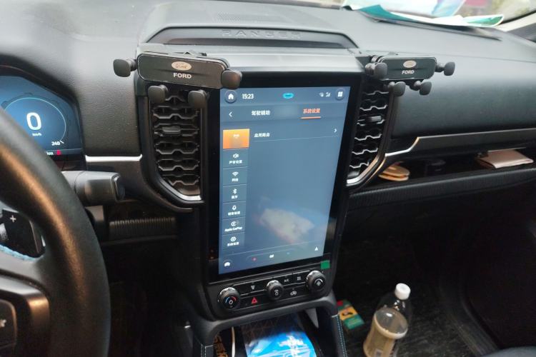 Used Ford Ranger 2023 Shanlin Two-Wheel Drive Automatic Version Gasoline
